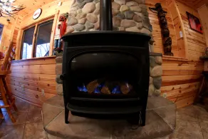 Norra Traditioner - Loon Lodge - Image 2