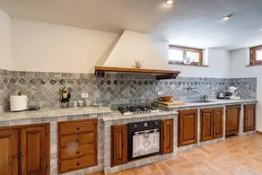 Villa Vittoriano - Tuscan Villa for 7 with Jacuzzi - Happy Rentals - Image 5