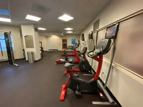 National Harbor | Pool & DC Access | 3BR Sleeps 10 - Image 2