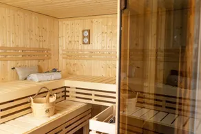 Ferienhaus mit Whirlpool und Sauna am Aventura Spielberg , Garten, Terrasse - Image 4