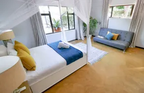 Private Spacious Cottage in Victoria Falls - Image 5