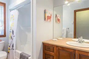Luxury 2 bedrooms Condo with fireplace, a great  view, BBQ. - Image 2