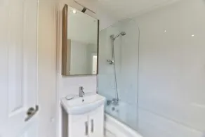 Host & Stay - Butterfly Lodge - Image 5