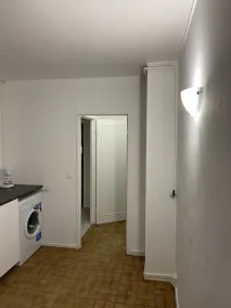 Bel Appartement Spacieux, Lumineux Avec Parking - Image 2