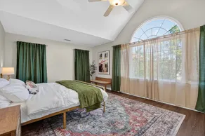Modern Retreat in the Heart of Montclair - Image 5