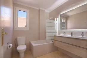 Luxury villa - Image 3