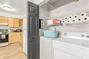 Ground Level UNC 2BR 2BA w/ Pool - Pet Friendly - Image 4