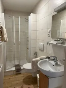 Apartment for 1-2 people, separate bedroom, shower / toilet, balcony, 40 sqm - Image 4
