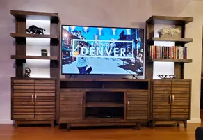 LOCATION! LOCATION! LOCATION! Downtown LoDo Luxury Condo! - Image 2