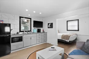 Wilmington Beach Bungalow~ Kure Beach, Fishing, Pool, Walk to Pier - Image 5