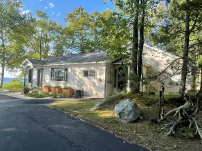 Lake Michigan Cottage w/ 265 ft of Private Beachfront! Perfect family getaway! - Image 4