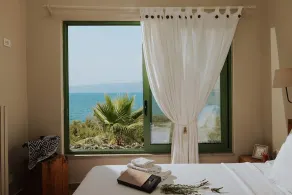 Exclusive Seafront Villa up to 18 – Breathtaking Views & Personal Chef & Daily maid Included! - Image 4