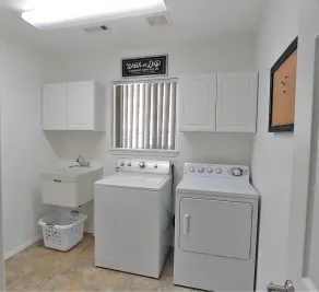 4 bedroom Vacation Rental in the Redwood Forest! - Image 3