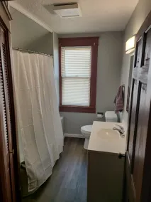 House with 2 separate living areas - Image 2