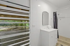 Stunning Beach House with Ocean Views on Stradbroke Island - Image 4