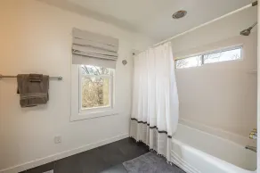2 Wohnzimmer! Eins für Erwachsene und eins für Kinder! - Image 5