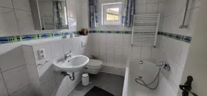 Apartment Roswitha mit Badewanne und Blick auf den Bach - Image 2