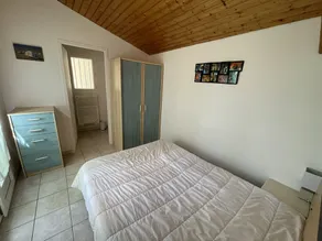 House for 6 people in small residence with swimming pool. - Image 4