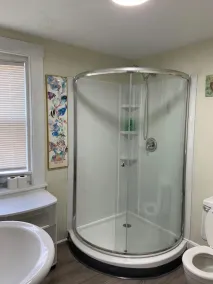 4 min walk to the beach Large 1BD sleeps 4. Pets - Image 5