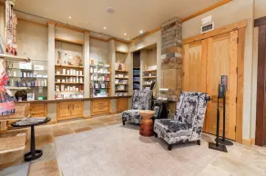 Pool Breeze Condo steps from Vail MTN Gondola w/ fireplace, hot tub + spa access - Image 5