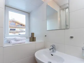 Cosy holiday home by the slopes - Image 4