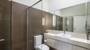 Breathtaking Ocean views in Sunshine Beach! Unit 2 Surfscene, 17 Park Crescent - Image 2