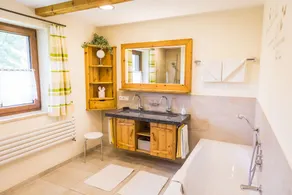 Ferienhaus (120qm), Balkon und Terrasse, Küche extra, 3 Schlafzimmer und 1 Wohnzimmer, max 6 Pers - WLAN - Image 2