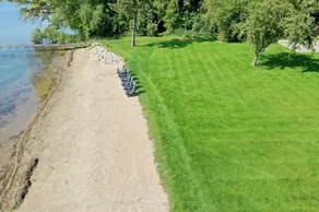 Beautiful Lake Ida home ready for multi-family indoor & outdoor fun! - Image 4