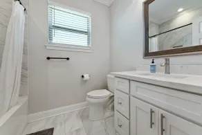 Glistening New Superdome Group Home w/10 Beds, Parking, Patio, Grill and 5 Bath  - Image 3