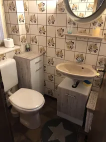 Quietly located vacation home with 3 bedrooms for 6 people in Haltern am See - Image 2