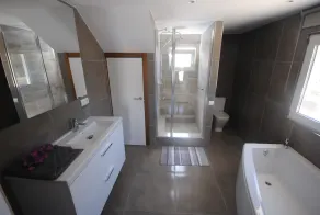 Villa moderna con piscina privata, vicino alla spiaggia e baia di San Antonio - Image 3