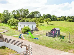 4 Schlafzimmer Unterkunft in Cheriton Bishop - Image 2