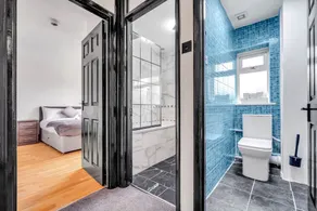 Spacious 4-Bed Haven in Orpington Retreat - Image 2