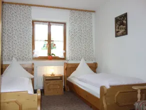 grande apartamento para 4 pessoas com vista staufen com 2 quartos - Image 4