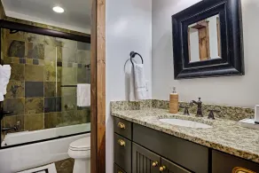 Cross Creek Retreat: Luxury Home w/ Screened Porch & Fire Pit | Gated Community - Image 4
