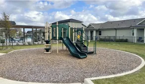 Landing Apartments Waller - Image 3