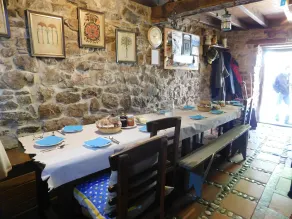 Albergue La Aldea - Hostel - Image 2