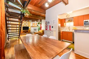 Lincoln Park 3BR Townhome • Rooftop • King Suite • Sleeps 10 - Image 3