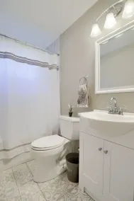 The Safe Harbor House / country view / 3 bed / 1 bath - Image 3