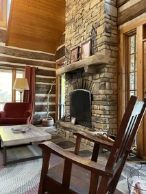 Familienfreundliche Hütte mit moderner Küche, funktionierendem Kamin, umlaufender Veranda! - Image 3
