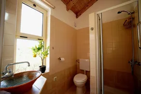 Villa Eterno: A Charming Hilltop Retreat, with plunge pool - Image 4