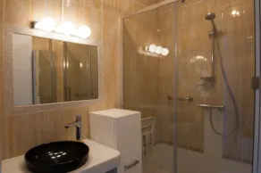 Beau logement vue mer, spacieux et lumineux - Image 2
