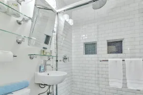 \"Tree Fort\" Hot Tub !! Brandbord !! \"Smart House\" undanstoppad i skogen !!! - Image 3
