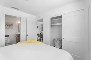 Deluxe King Suite w/Deck - Image 2