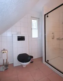 Muito Praia e Casa de Férias Arborizada Para até 6 Pessoas, Animais de Estimação e Wi-fi - Image 3