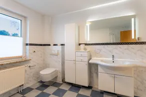 Bernsteinbad-Koserow-Haus-Fuenf-Elemente-Ferienwohnung-Feuer - Image 5