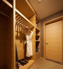 Jiyuan International Hotel - Image 2