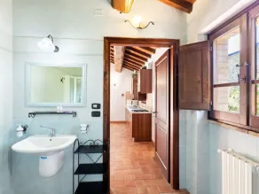 Tranquil Stay in the Heart of Umbria - Image 2