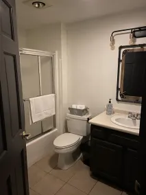 4BR 4BA Ski-In Ski-Out Condo Steps from Grammy Jay - Image 4