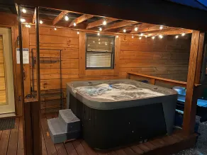 Naked Creek Cabin - Image 2